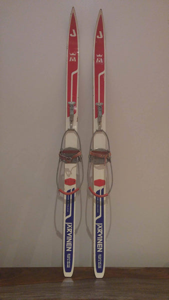 Old kids skis