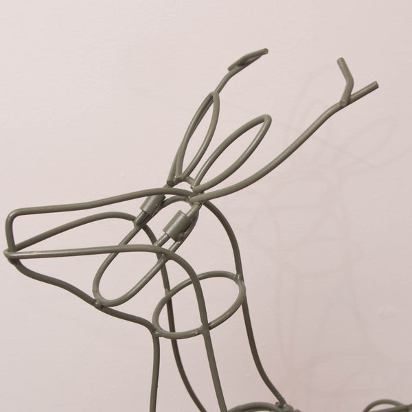 Metal wire deer